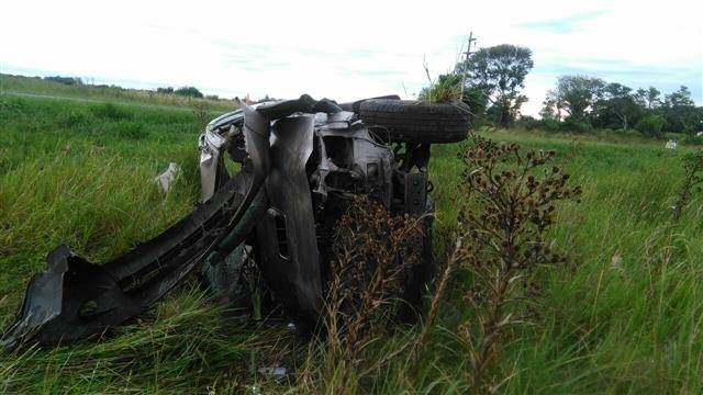 Camioneta Toyota Hilux accidentada