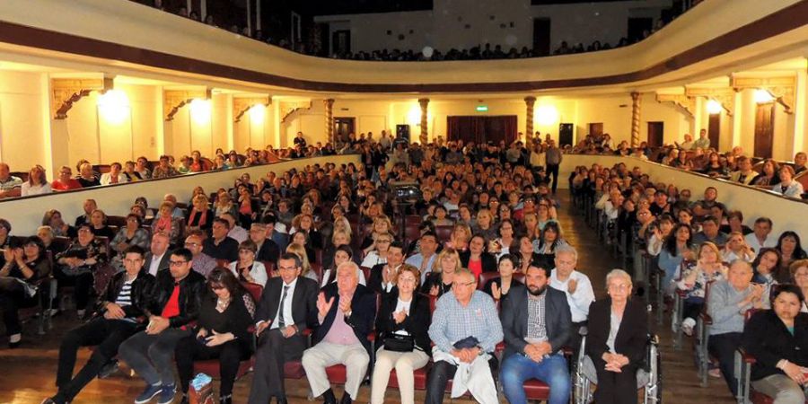 El cine teatro Español de vera recupera su esplendor