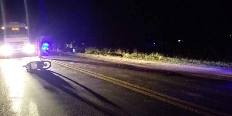 Murió un motociclista tras ser chocado por un camionero paraguayo que huyó