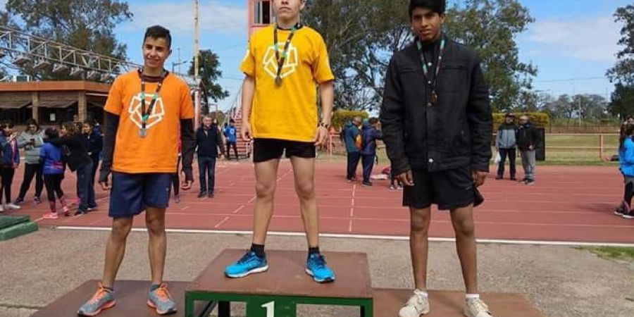 Un joven de Malabrigo campeón en los Santa Fe juega