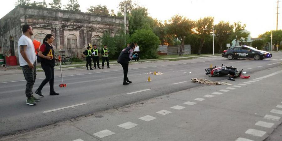 Murió un motociclista que chocó en Avellaneda