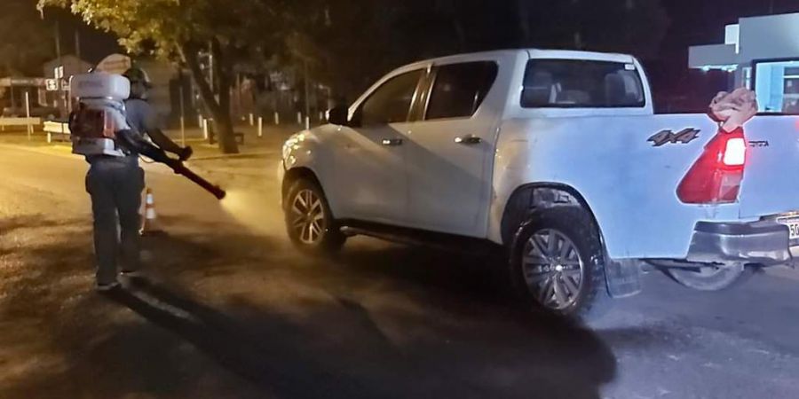 Desinfeccion de vehiculos que ingresan a la ciudad