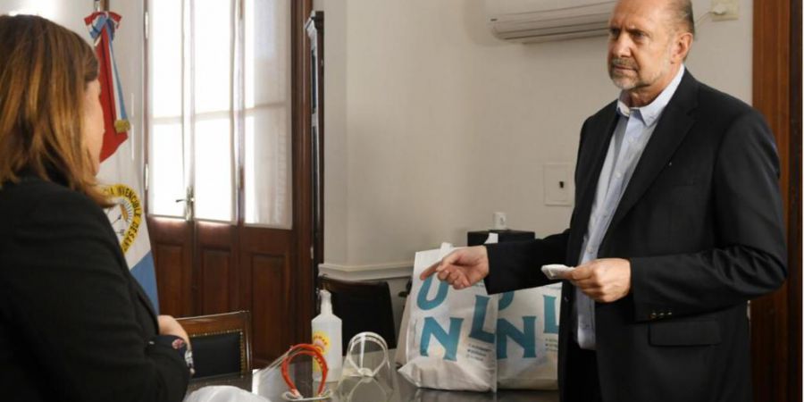 La provincia recibió protectores faciales confeccionados por la UNL