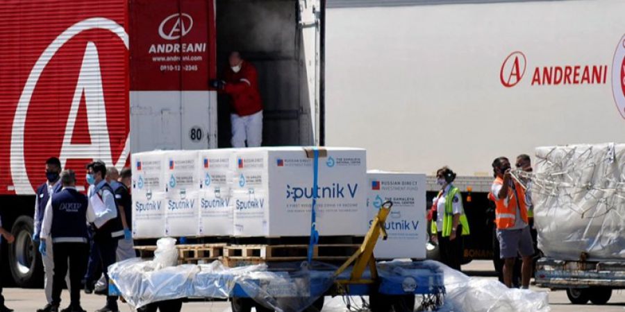 Arribará una nueva partida de vacunas ante la escases de primeras dosis