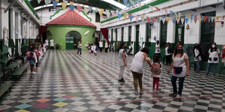Pretenden una presencialidad plena en todos los niveles escolares