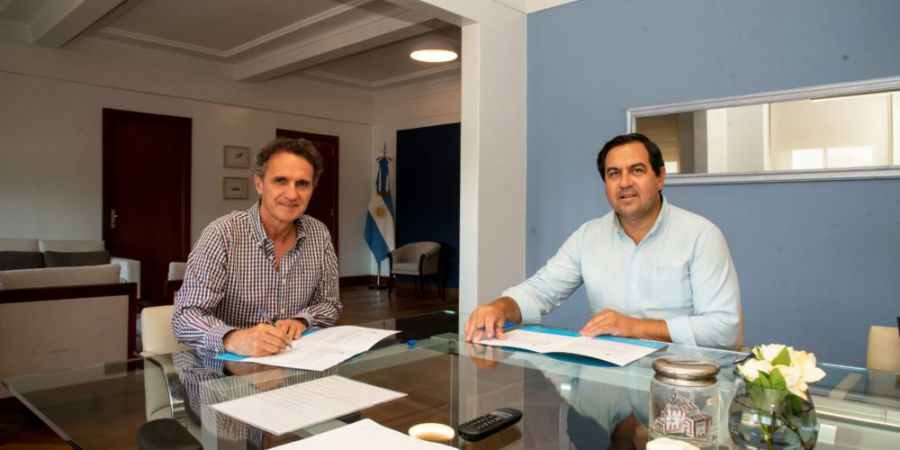 Centro Deportivo Ychimaye: firma de acuerdos para el proyecto