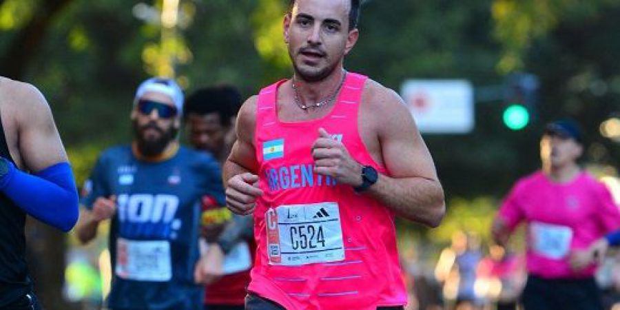 Gonzalo Fabbro fue parte de la media Maraton de Buenos Aires