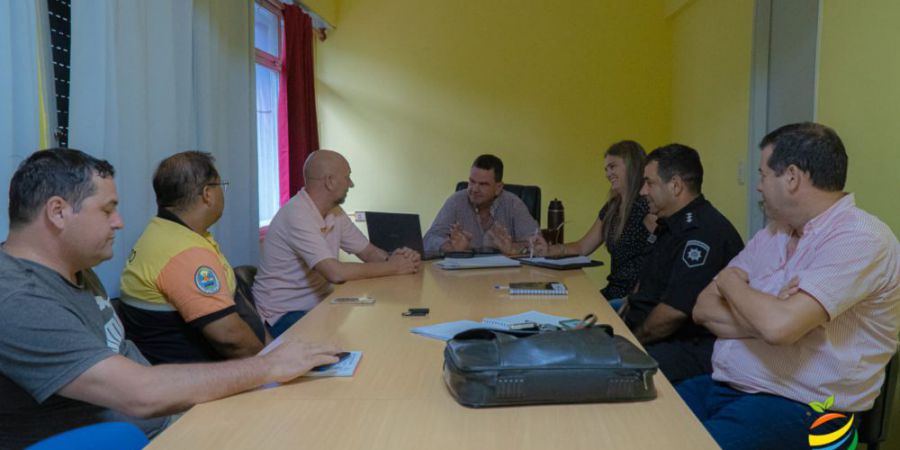Fiestas Seguras: el Intendente Sponton se reunió con autoridades de seguridad