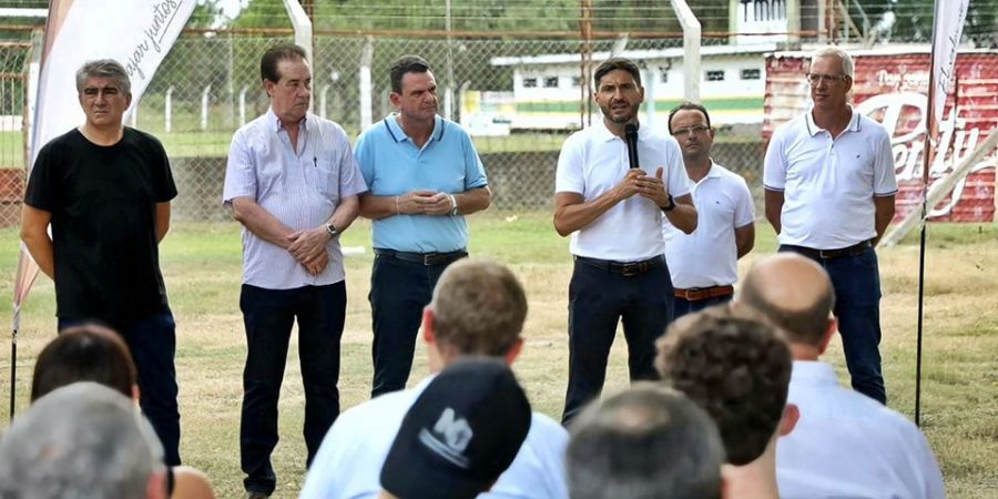 Aporte de la provincia para construir la pileta del CAJ