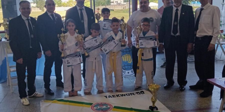 Gran actuación de Taekwondistas de Malabrigo en un importante torneo