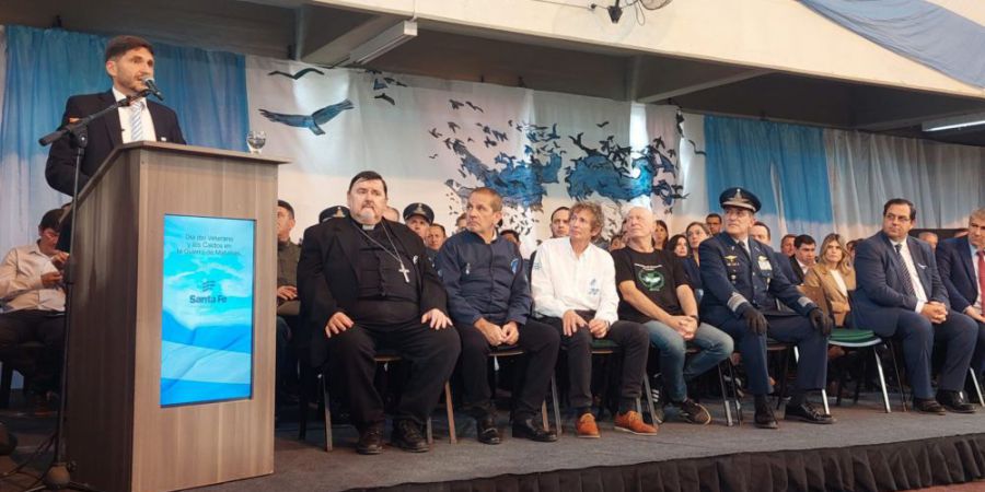 Acto Oficial en Reconquista: A 43 años del Desembarco Argentino en Malvinas
